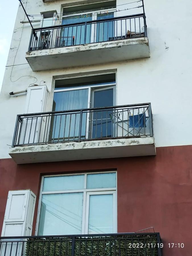 Apartment Sandra Tbilisi Eksteriør bilde